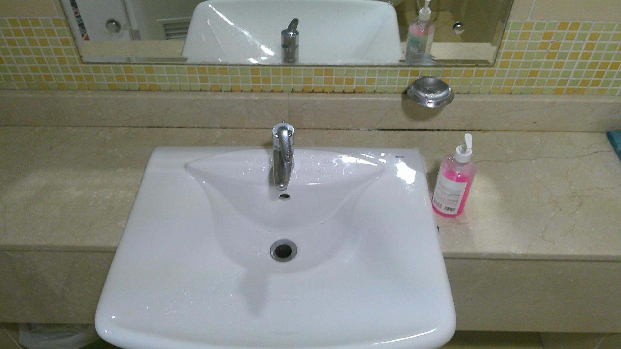 Ruby Star Hostel Dubai F2 Экстерьер фото
